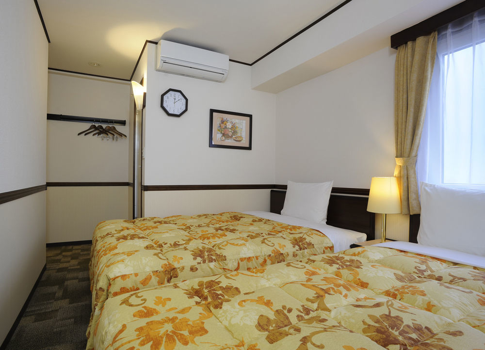Toyoko Inn Yokohama Sakuragicho Exterior foto